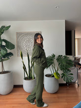 Cargar imagen en el visor de la galería, Set Must Collection Verde