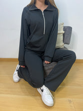 Cargar imagen en el visor de la galería, Set Must Collection Negro