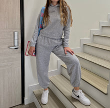 Cargar imagen en el visor de la galería, Set Baggy Collection Gris